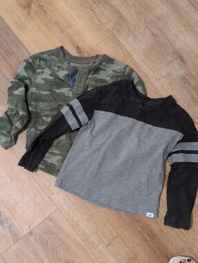 Gap 3T Long Sleeve Henley Tees